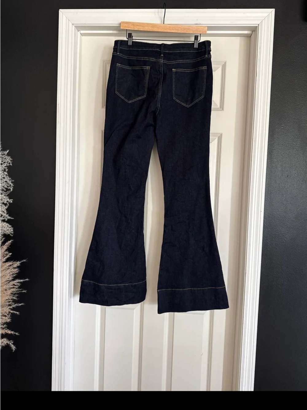 Driftwood Farrah Wide Leg Flared Pintuck Jeans in Dark Wash Indigo size 30 - Picture 5 of 12